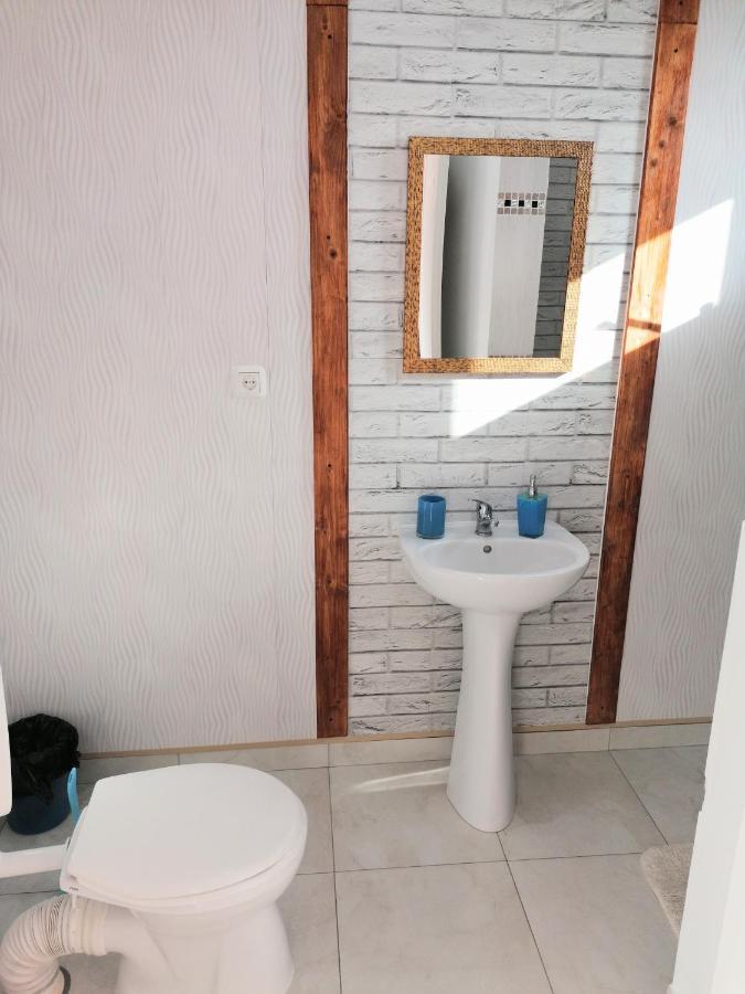 Teo Guest Rooms Băile Felix Esterno foto