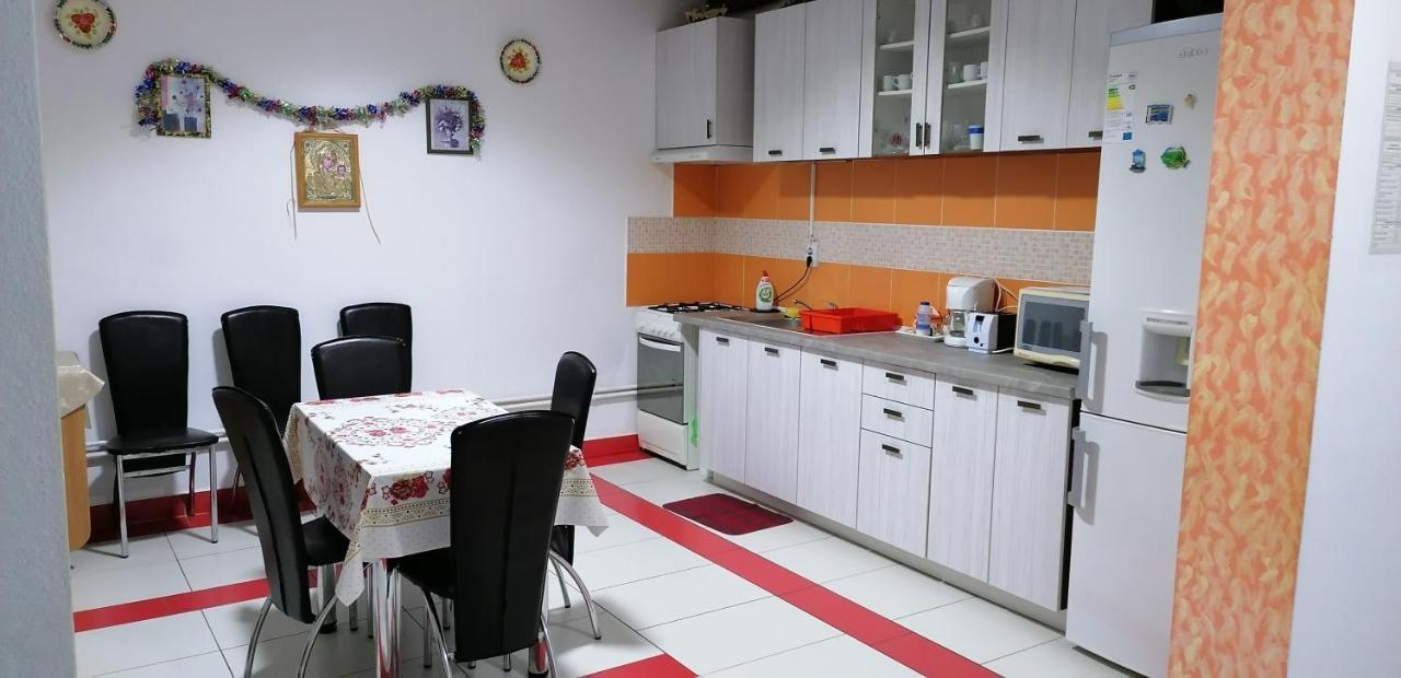 Teo Guest Rooms Băile Felix Esterno foto