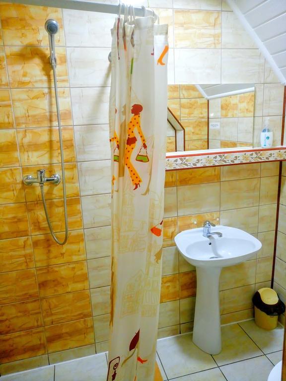 Teo Guest Rooms Băile Felix Esterno foto
