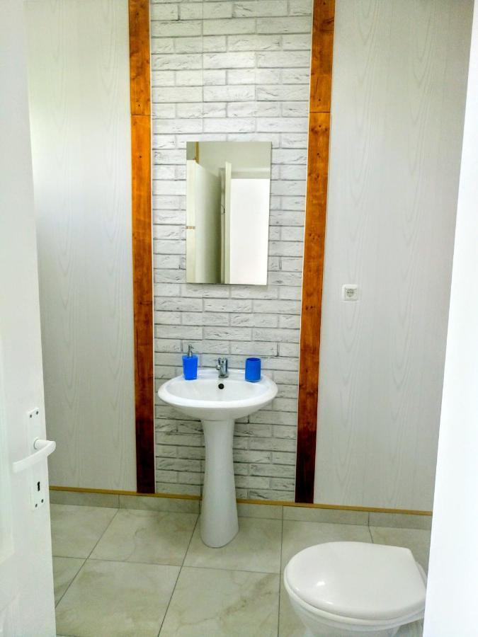 Teo Guest Rooms Băile Felix Esterno foto
